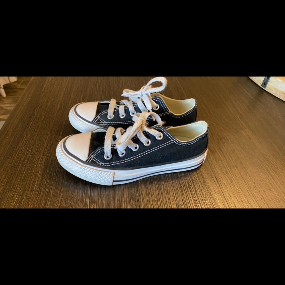 Converse Low Tops